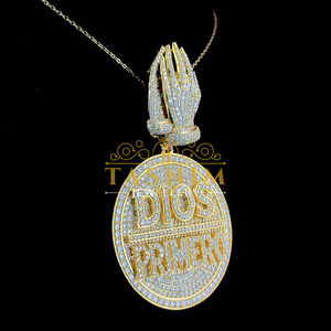 Colgante de Plata de Ley Chapado en Oro Amarillo de 10K con Moissanita VVS Personalizada, Certificada por GIA, Estilo Hip Hop, con la inscripción 'Dios es Primero', Fino - Product Image 6