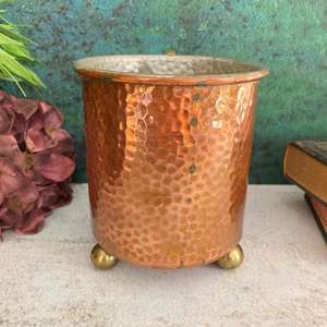 Mug en cuivre antique style vintage à texture texturée, base à boules, mugs à bière de luxe, impression de logo personnalisé, tasse en cuivre à prix abordable - Product Image 5