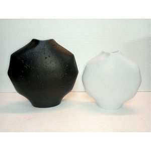Wholesale Rustic Brown Metal <b>Vase</b> Vintage Style Decorative Tabletop Flower <b>Vase</b> For Event Decoration Handcrafted Metal Planter - Product Image 3