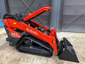 ผู้จัดจำหน่ายราคาส่งถูก รถตักล้อยางขนาดเล็ก Kubota SCL1000 เครื่องขุดดินดีเซล ขายดี กำลังยกสูง เบลเยียม - Product Image 1