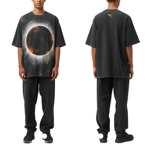 T-shirt Premium Homme Coupe Boxy Oversize avec Art Numérique Inspiré de l'Eclipse, Impression Sérigraphique Intense et Broderie Point de Chaînette - Product Image 3