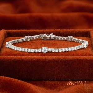 สร้อยข้อมือเทนนิสประดับมอสซาไนต์สีเงินสำหรับผู้หญิง ดีไซน์โซ่เส้นเล็ก สวยงามทันสมัย เหมาะเป็นของขวัญวันครบรอบแต่งงาน เครื่องประดับหรูหรา สไตล์ใหม่ - Product Image 4