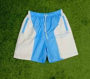 Short en nylon pour hommes avec logo personnalisé noir Short de sport respirant écologique pour le fitness et la course à pied Motif solide - Product Image 1