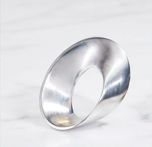 Anillos para servilletas curvos, soporte para servilletas con diseño de borde de acero inoxidable, adecuado para decoración de mesa, artículos de cocina - Product Image 1