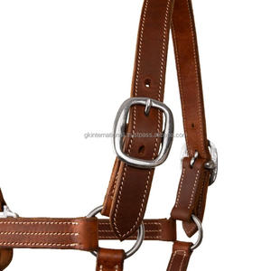 Licol de cheval en cuir rembourré doux, classique, fait à la main, et produits équestres de course de chevaux, en gros auprès du fabricant - Product Image 1