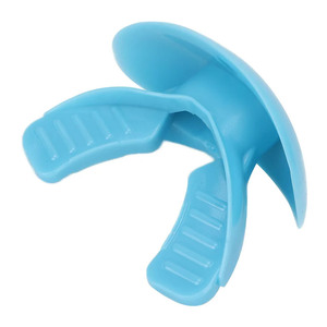 Protector Bucal Deportivo Ligero para Protección Dental en Boxeo, MMA, Entrenamiento Físico y Competencia - Product Image 4