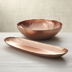 Auténtico cuenco y bandeja de cobre para servir, para restaurantes y uso doméstico durante celebraciones culturales, con énfasis en la belleza artesanal. - Product Image 2