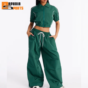Conjunto Deportivo Casual Ligero e Impermeable para Mujer, Chaqueta Corta y Pantalones, Personalizable, de Poliéster/Nailon, Dos Piezas - Product Image 1