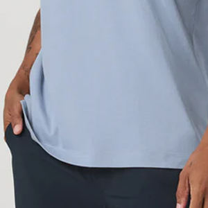 เสื้อยืดคอกลมโอเวอร์ไซส์ผู้ชาย ทรงหลวม สไตล์สตรีทแฟชั่น ผ้าฝ้ายพรีเมียมเนื้อหนา ผู้ผลิตขายส่ง สีพื้น - Product Image 4