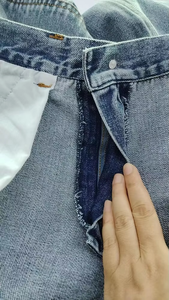 Jean cargo baggy déchiré à double genou pour homme, style streetwear, coupe évasée, uni - Product Image 5