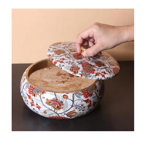Casserole en bois émaillé artisanal et créatif pour table à manger, boîte de service pour chapati, style moderne à prix bas - Product Image 1
