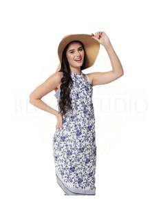 Sarong en coton imprimé à la main bleu égyptien pour femmes, léger, idéal comme paréo de bikini, pour la plage et les vacances d'été - Product Image 2