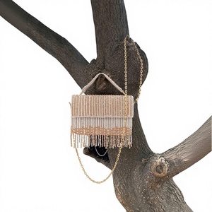 Bolso de Mano de Cuero Genuino Impermeable con Cierre de Cremallera para Bordado, Ideal para Fiestas de Chicas, Hecho en India - Product Image 5