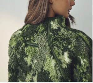 Sweat-shirt à capuche oversize en coton épais à col rond avec broderie de logo personnalisé et doublure en molleton pour femme - Product Image 4