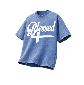 Nouveau design T-shirt imprimé croix 'Blessed' style urbain - Bleu délavé coupe ample mode Hip Hop pour hommes et femmes - Product Image 1