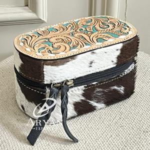 Caja de Almacenamiento de Joyas de Cuero Vacuno de Alta Calidad, Hecha a Mano, Elegante Organizador Personalizado para Aretes, Collares y Anillos para Chicas - Product Image 1