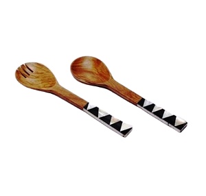 Serveurs à salade en bois noir naturel, résine personnalisée, écologiques, compatibles lave-vaisselle, ustensiles à salade pour la maison et la cuisine, fabriqués en Inde - Product Image 1