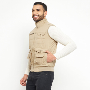Chaleco sin mangas beige para hombre con múltiples bolsillos, cuello alto, cierre de cremallera, ropa exterior informal para otoño - Product Image 2