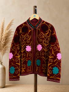 Chaqueta de Terciopelo Bordada con Flores Hecha a Mano para Mujer |   Ropa de abrigo artesanal de primera calidad, estilo bohemio, étnico, con forro de algodón, para otoño e invierno. - Product Image 1