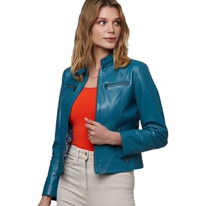 Veste en cuir véritable pour femmes en gros, veste en cuir personnalisée pour femmes avec broderie et patchs logo en chenille - Product Image 6