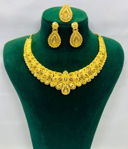 Yellow Gold Plated Flower <b>Statement</b> <b>Necklace</b> and Earrings Set for Women Wedding Party Jewelry Classic Design - Product Image 1