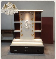 Temple en teck artisanal moderne pour salle de prière, taille personnalisée, couleur blanche, Mandir avec motif Om, sculpté à la main en Australie