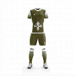 Uniforme de Fútbol Verde Oliva de Moda para Hombre con Estampado Sublimado y Logotipo Blanco, 100% Poliéster, Manga Corta - Product Image 2