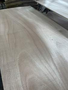 Tableros de Chapa de Acacia/Eucalipto con Revestimiento de Okume, Modernos, Comerciales, para Interiores, 5 mm de Grosor, Hechos en Vietnam, Clase E2 - Product Image 6