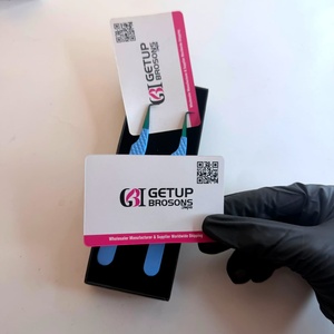 Pince à cils en acier inoxydable anti-magnétique, à pointe lisse, de 10 mm de longueur, avec découpe en étoile, forme de botte isolante à 90 degrés - Product Image 3
