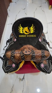 Silla de montar artesanal Tacticle con tachuelas y adornos para equitación vaquera, espectáculos ecuestres y carreras de barriles, portátil, con logotipo personalizado - Product Image 5