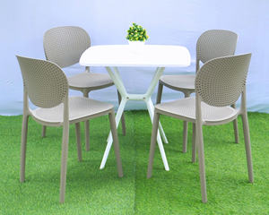 Silla de Jardín de Plástico Moldeado Moderno de Alta Gama Color Gris Ceniza con Orificios - Muebles de Exterior Impermeables, Duraderos, Cómodos y Apilables - Product Image 1