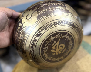 Cuenco tibetano artesanal de latón con grabado doble de Dorje Vajra, diseño de mandala sagrado, cuenco de sonido para meditación y yoga. - Product Image 1