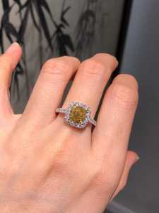 Anillo de halo con racimo de gemas de moissanita amarilla de 7 mm, plata 925 original, regalo para pareja, engaste de garra - Product Image 5