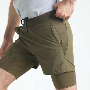 Shorts de sport décontractés pour hommes à séchage rapide, taille élastique, logo personnalisé, respirants, athlétiques, de compression pour la gym - Product Image 4