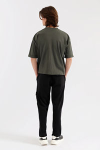 เสื้อยืดสตรีทแวร์ทรงโอเวอร์ไซส์ฟอกสีแบบแอซิดวอช ราคาส่งถูกสำหรับผู้ชาย ผ้าฝ้ายสั่งทำพิเศษ 230 กรัม เสื้อยืดฟอกสีแบบแอซิดวอช - Product Image 6