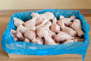 ไก่แช่แข็ง IQF ขาไก่สด ฮาลาล บรรจุภัณฑ์สุญญากาศ ขนาดมาตรฐาน คุณภาพส่งออก สำหรับบริการอาหาร จำหน่ายแบบขายส่ง - Product Image 4