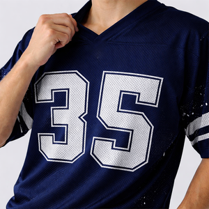 เสื้อฟุตบอลอเมริกันผู้ชายสั่งทำขายส่ง ทรงโอเวอร์ไซส์ ระบายอากาศได้ดี ผลิตจากโพลีเอสเตอร์ คอวี เสื้อซ้อม ผลิตจำนวนมากแบบ OEM - Product Image 3