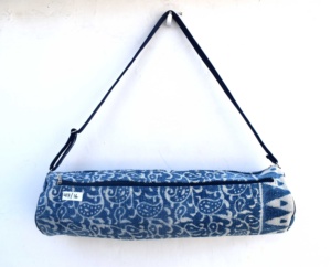 Bolsa de Yoga Durri Hecha a Mano con Cremallera, Forro de Algodón, Diseño de Bloques Impresos, Ecológica, de Tela para Alfombras, LUCKY HANDICRAFT Rajasthan - Product Image 2