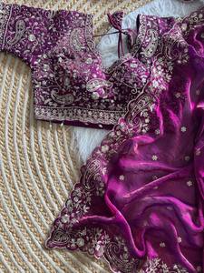 Sari indio de seda pura estilo Bollywood con borde de encaje bordado y blusa, sari para fiesta. - Product Image 4