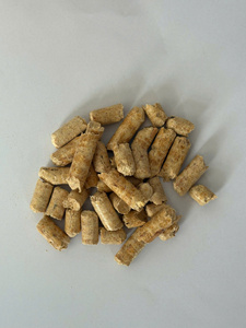 เม็ดไม้สน KNG สำหรับวัสดุรองนอนสัตว์เลี้ยงแบบธรรมชาติ บรรจุถุง - Product Image 2