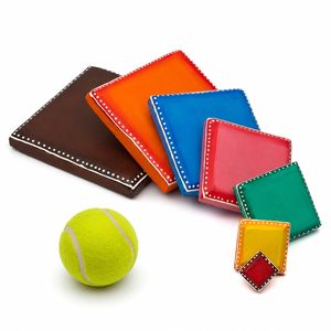 Pyramide décorative en résine colorée, style art populaire, avec présentoir pour balles de tennis - Product Image 6