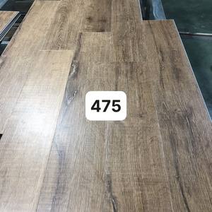 Suelo de PVC con Diseño de Grano de Madera de 6mm, Resistente al Agua, Antiformaldehído, para Apartamentos Modernos, Material Compuesto de Piedra y Plástico - Product Image 1