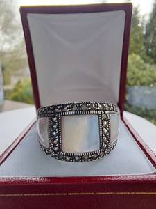 Anillo Vintage de Plata de Ley con Madreperla, Joyería Artesanal con Piedras Preciosas, Diseño Elegante para Mujer, Venta al Por Mayor para Exportación - Product Image 5