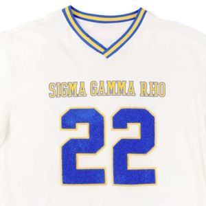 เสื้อยืดฟุตบอลไซส์ใหญ่ลายเชนิลล์สีไอวอรี่ Sigma Gamma Rho สำหรับทุกเพศ เสื้อผ้าชมรมกรีก สไตล์กีฬาพรีเมียมลำลอง - Product Image 4