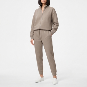 Conjunto Deportivo para Mujer con Capucha, Tejido Técnico Resistente, Forro Polar, Secado Rápido y Transpirable, de Bolster Industry - Product Image 1