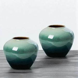 Ensemble de vases en céramique de luxe avec glaçure verte dégradée, silhouette élégante et haute, parfait pour la décoration moderne du salon - Product Image 2