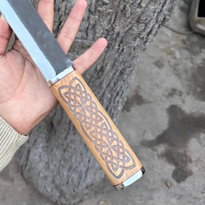 Couteau de chef viking artisanal forgé à la main avec manche en bois et étui en cuir - Product Image 2