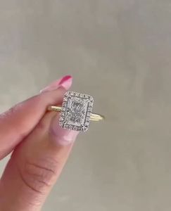 Bague de fiançailles en diamant de laboratoire taille radiant avec halo, plaqué rhodium noir, or jaune, certifiée IGI, pour mariage et anniversaire - Product Image 6