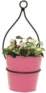 Ensemble de 3 jardinières suspendues en métal rose avec fleurs violettes pour le jardinage - Product Image 3