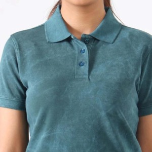 เสื้อเจอร์ซีย์แขนสั้นสีเขียวอมฟ้าสำหรับผู้หญิง ผลิตจากผ้าฝ้าย 100% ระบายอากาศได้ดี เป็นมิตรต่อสิ่งแวดล้อม เนื้อผ้าปิเก้ถัก สีพื้น เหมาะสำหรับใส่ลำลอง - Product Image 2